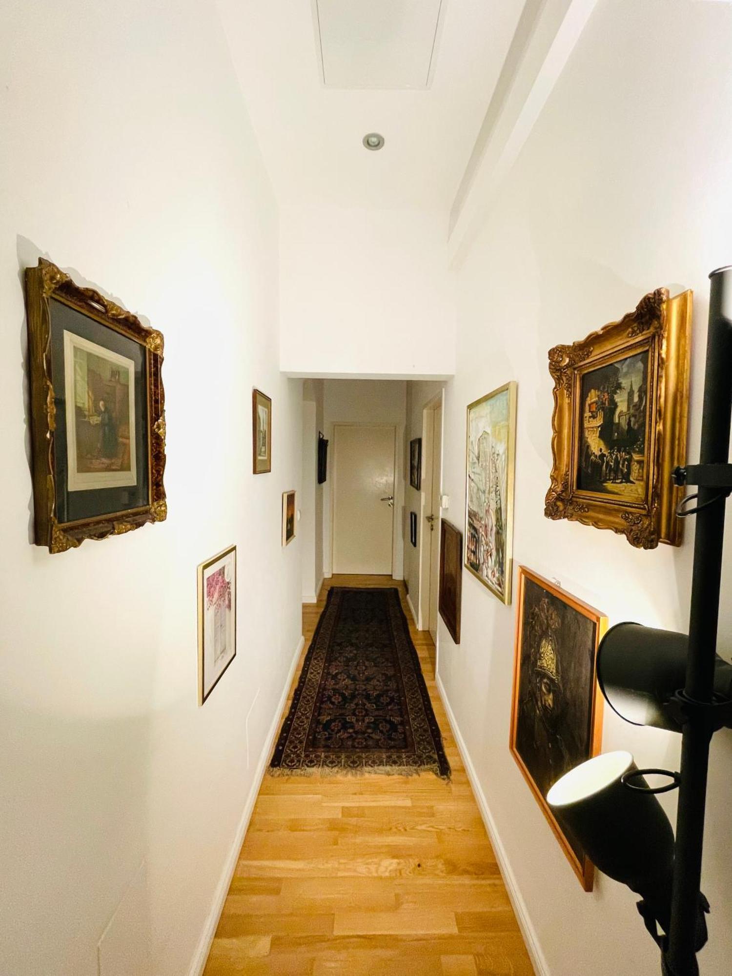 Direct City Center-Privat Rooms-5 Minutes Mariahilferstrasse เวียนนา ภายนอก รูปภาพ
